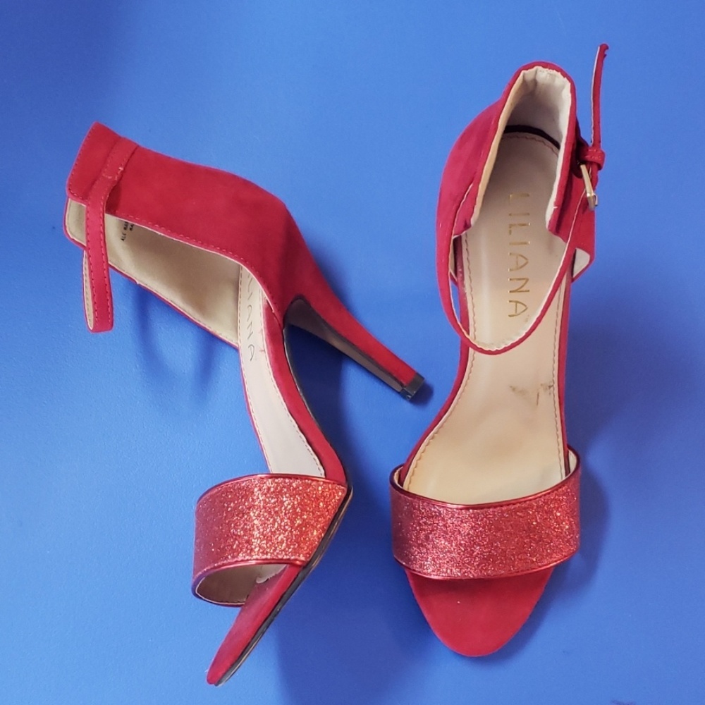 LiLiana Red Heels.  Size 7.5